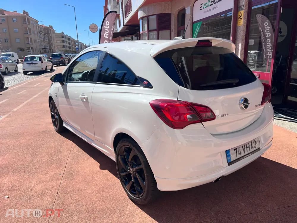 Opel Corsa 1.0 Turbo Black Edition GT