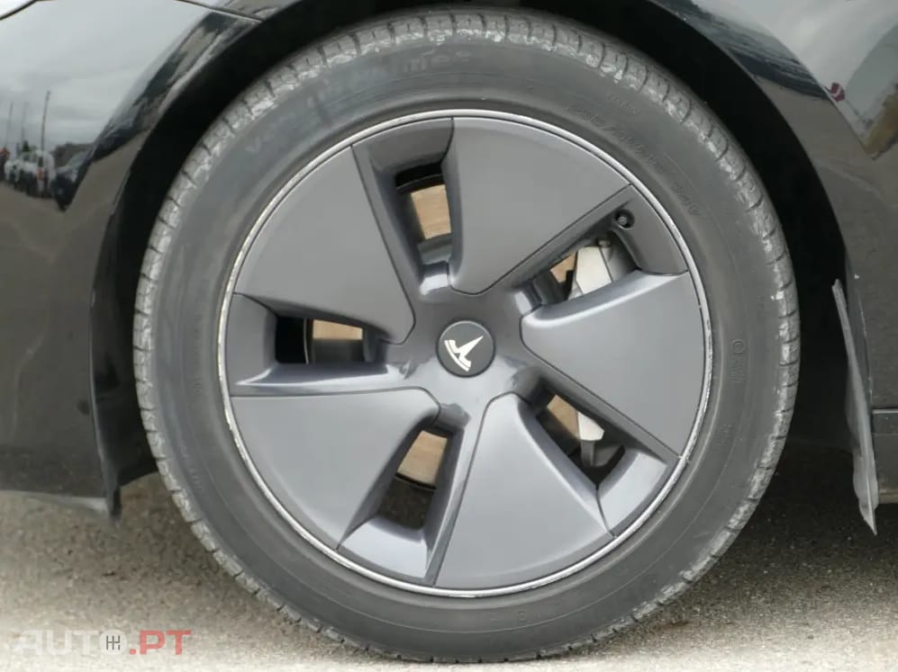 Tesla Model 3 Tração Traseira
