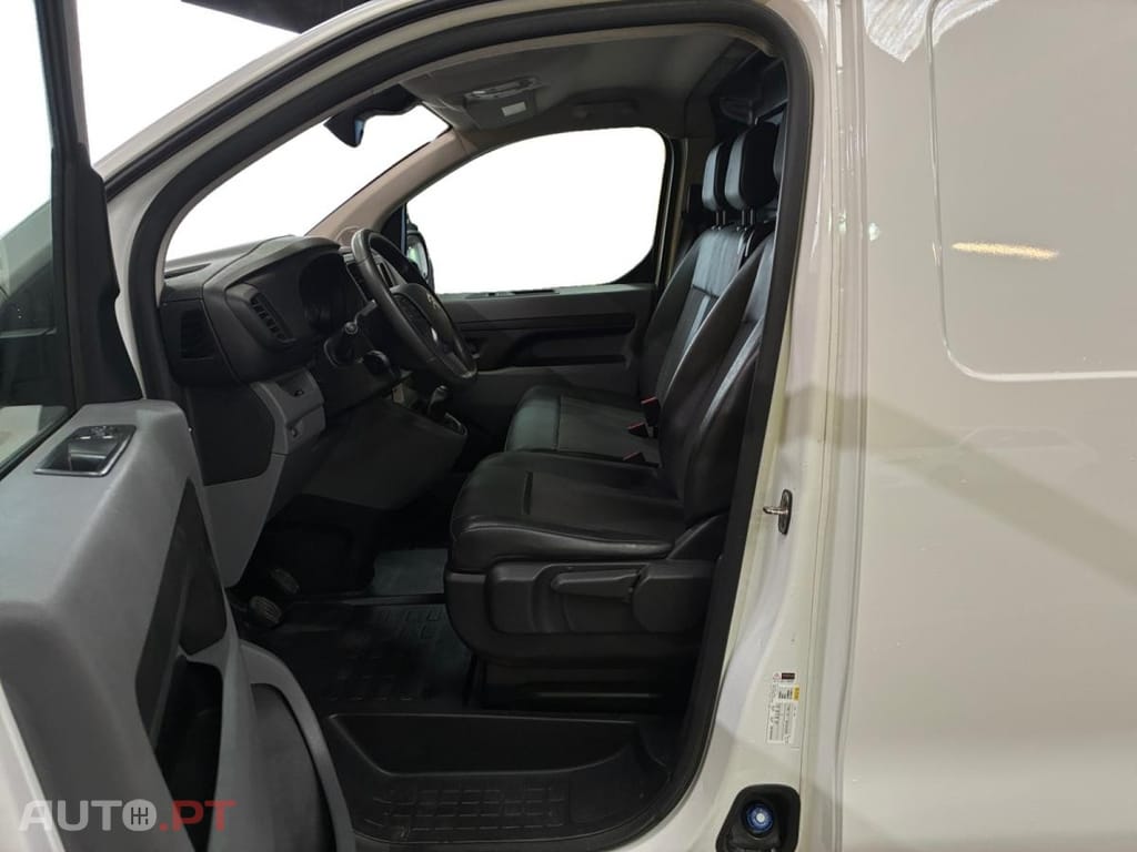 Citroen Jumpy 2.0 BlueHDi XL Driver