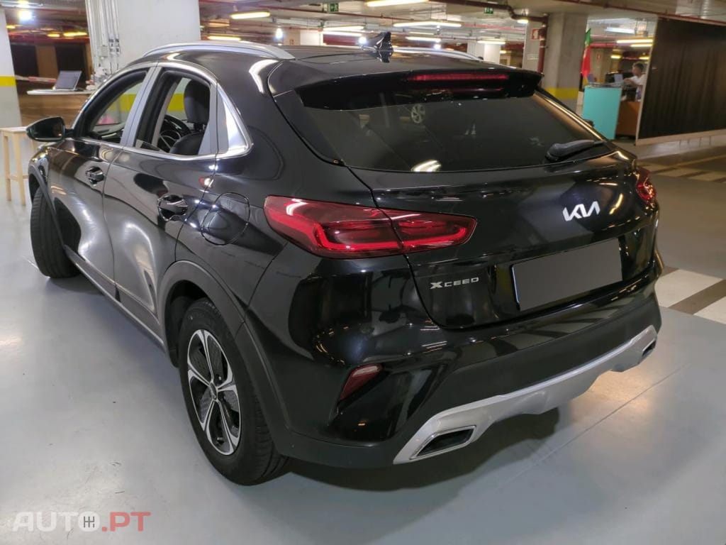 Kia Xceed 1.6 GDi PHEV Drive