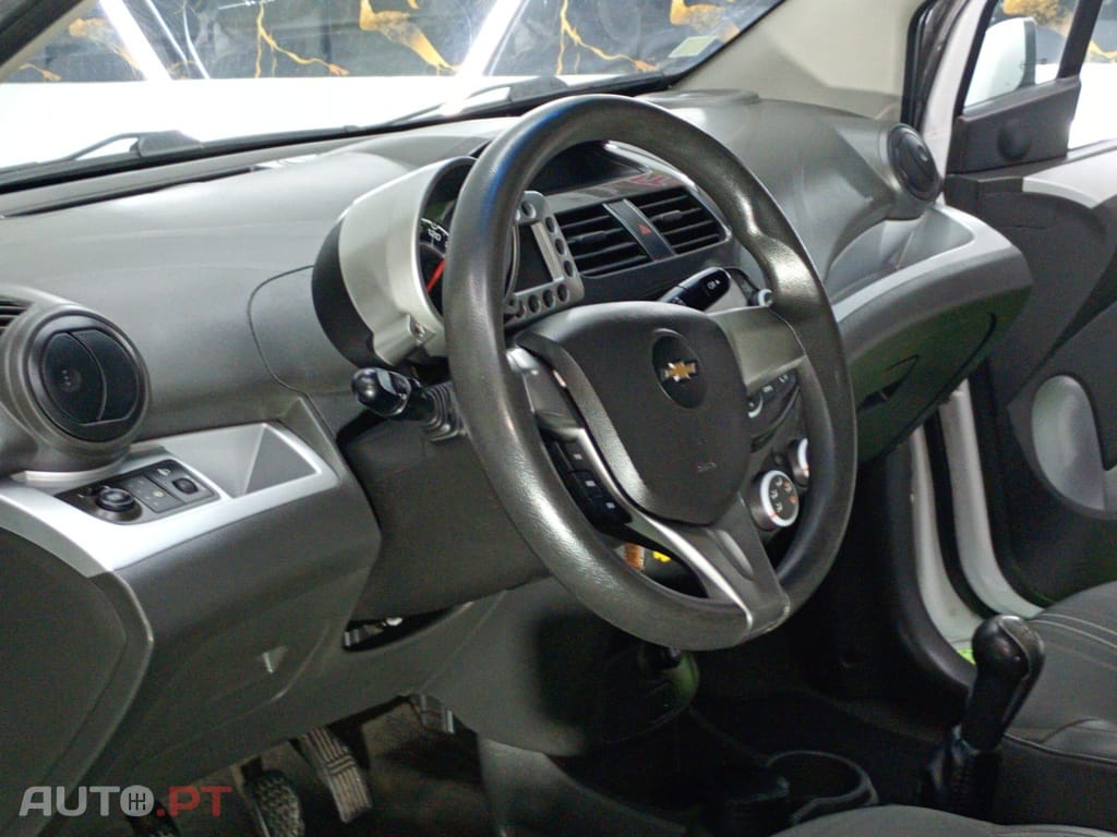 Chevrolet Spark 1.0 L Bi-Fuel