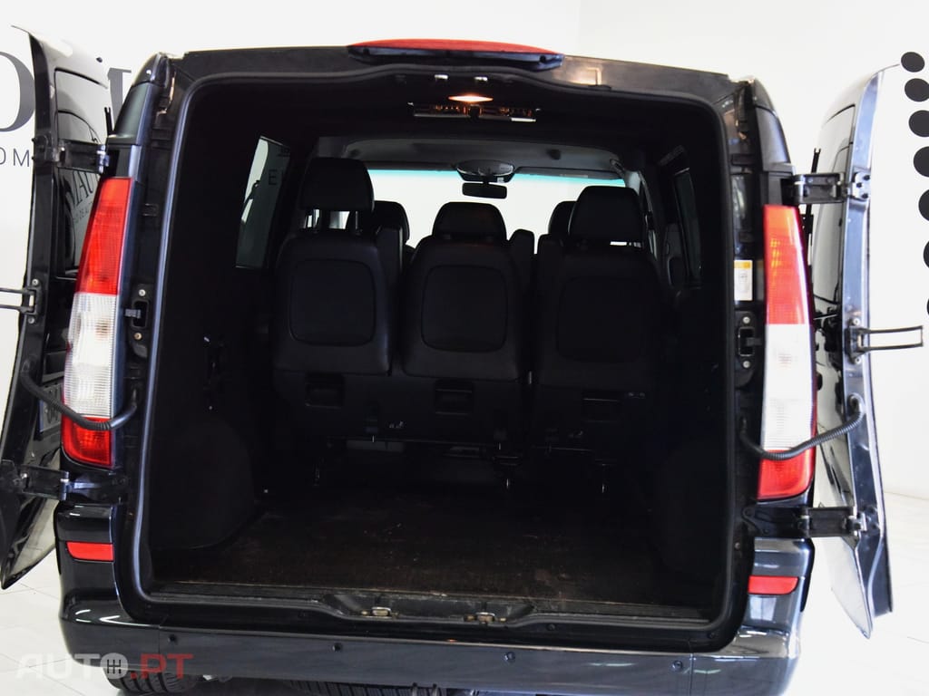 Mercedes-Benz Vito MIXTO 122/34 CDI V6 LONGA AUTOMÁTICA 5L