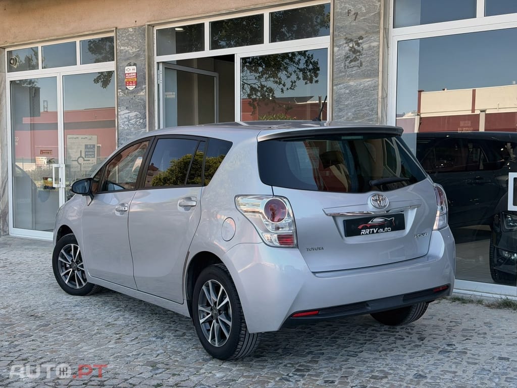 Toyota Verso 2.0 D-4D Exclusive+GPS