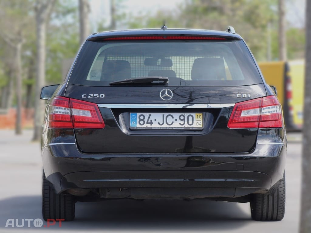 Mercedes-Benz E 250 CDi Elegance BlueEfficiency Auto.