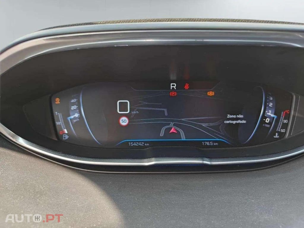 Peugeot 3008 1.5 BlueHdi EAT8 Allure