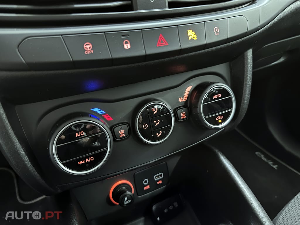 Fiat Tipo Station Wagon 1.3 M-Jet Lounge Tech J17