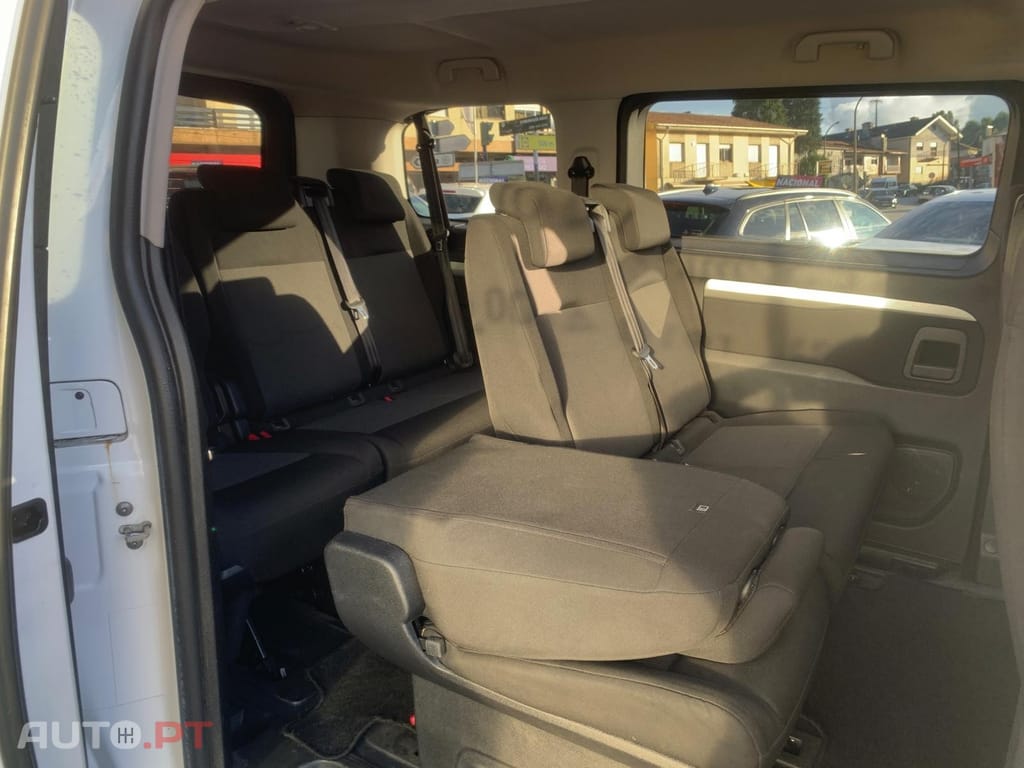 Toyota Proace 1.5 D-4D L1 Porta Traseira Basculante