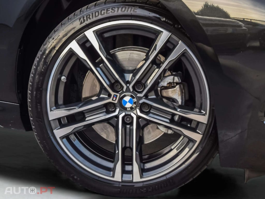 BMW 216 d Pack Desportivo M