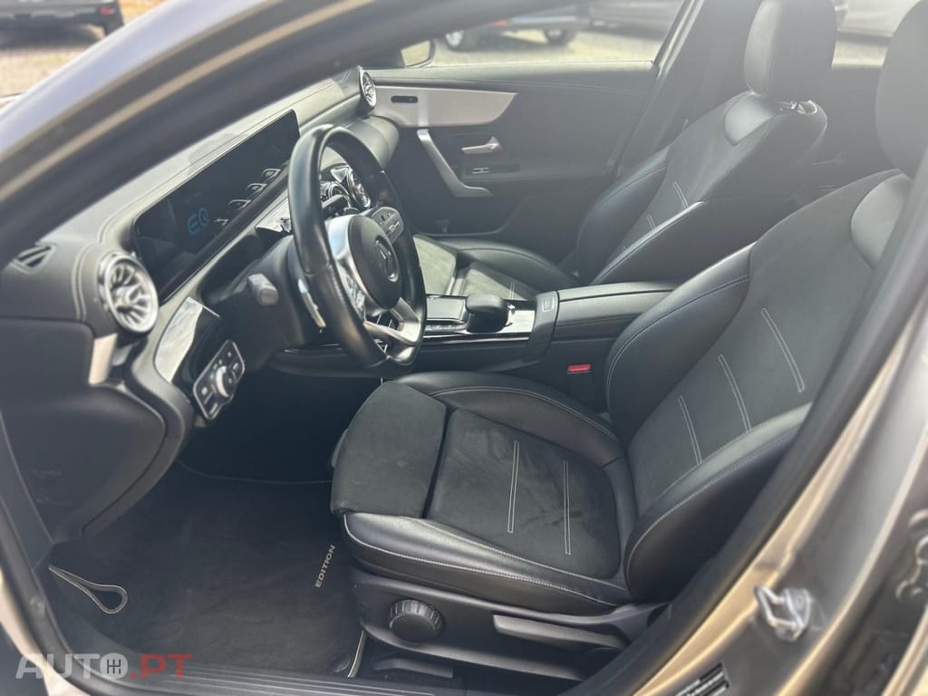 Mercedes-Benz A 250 e 8G-DCT AMG Line Advanced