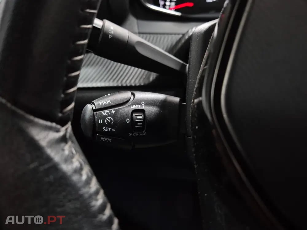 Peugeot 2008 1.5 BlueHDi Active