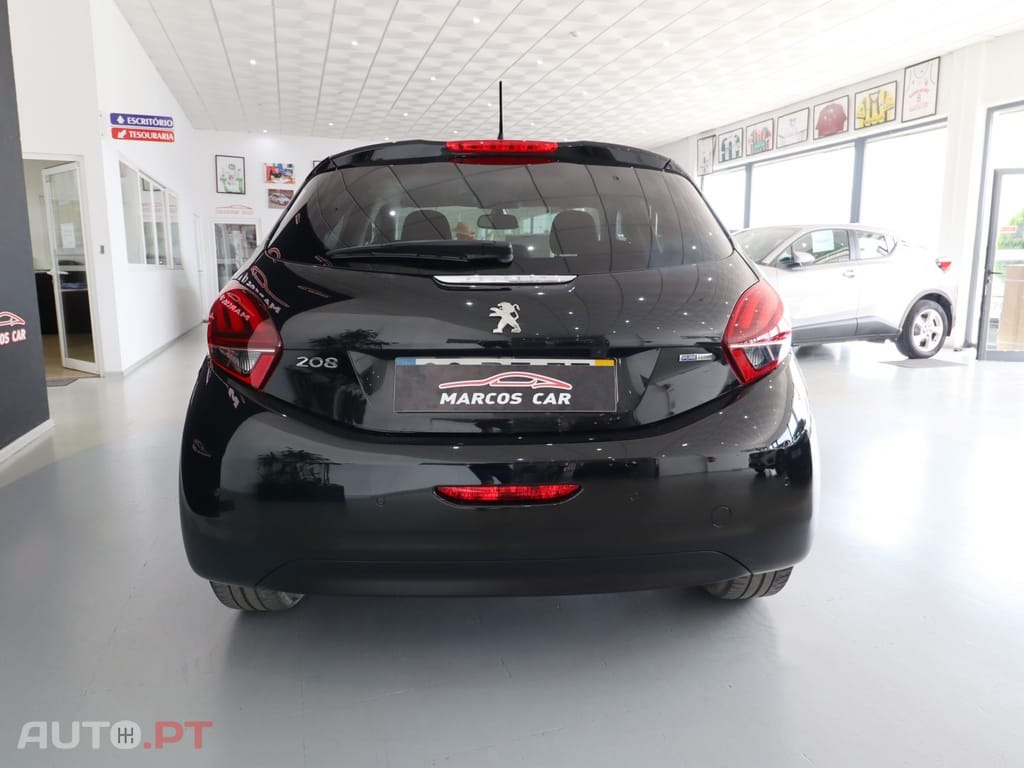 Peugeot 208 1.2 PureTech Style