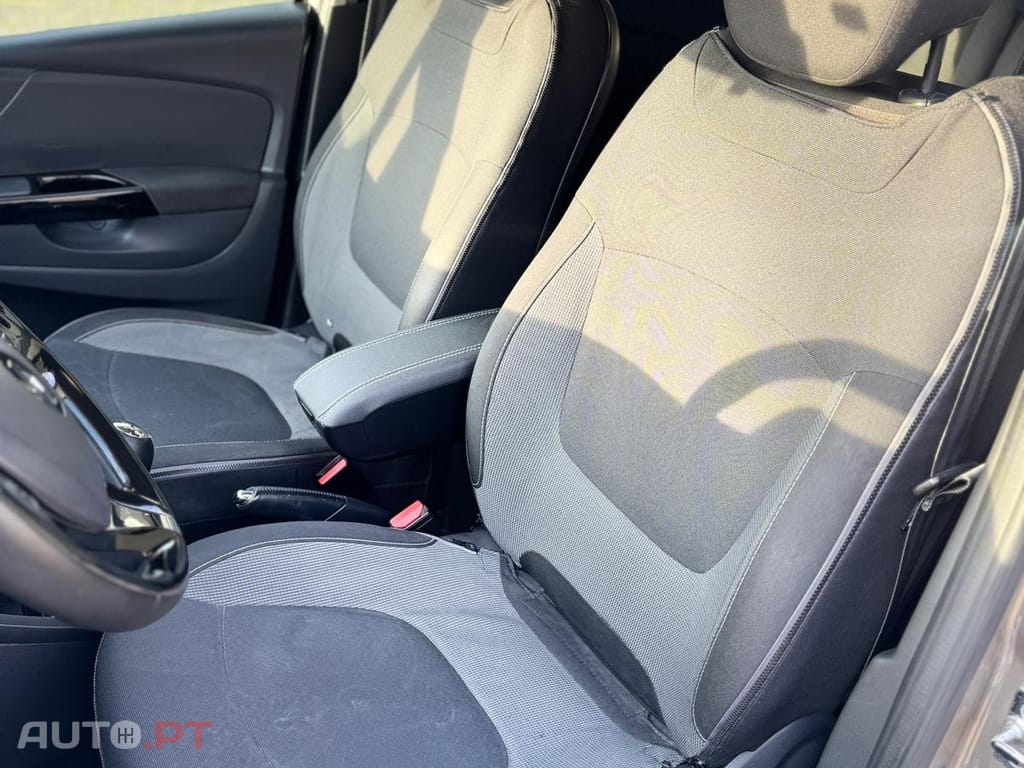 Renault Captur 1.5 dCi Exclusive