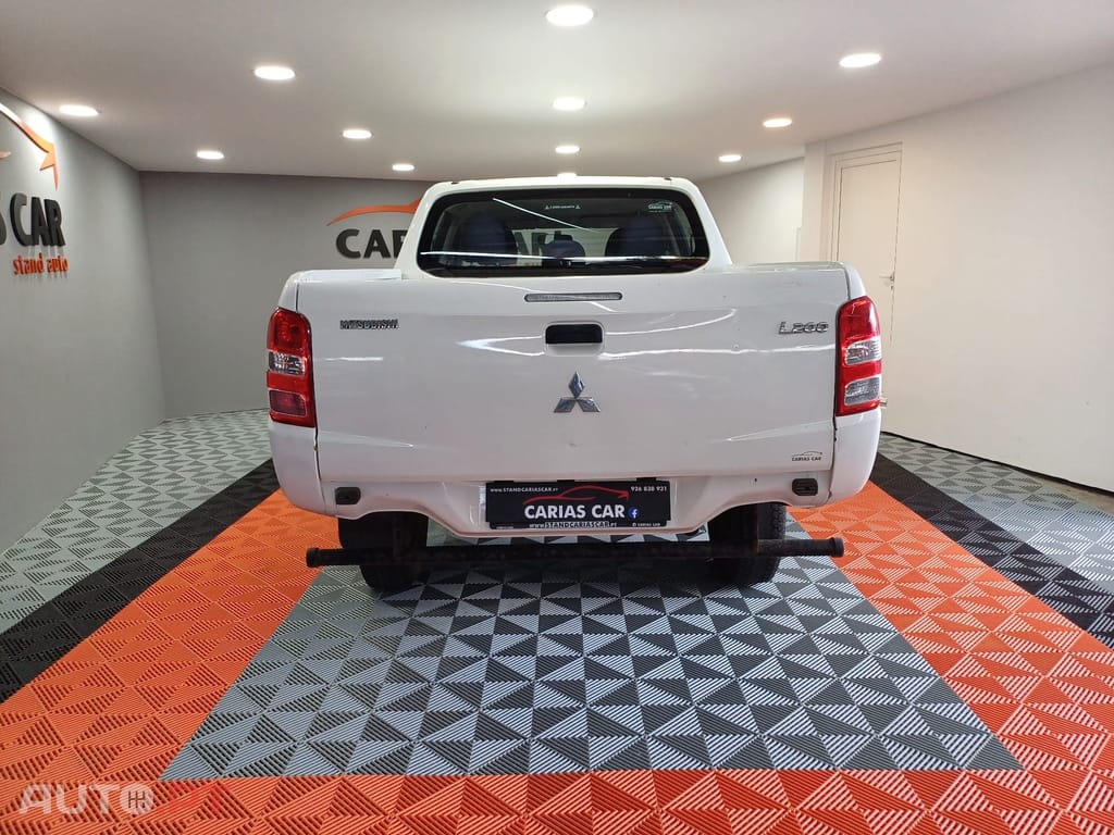 Mitsubishi L200 4X2