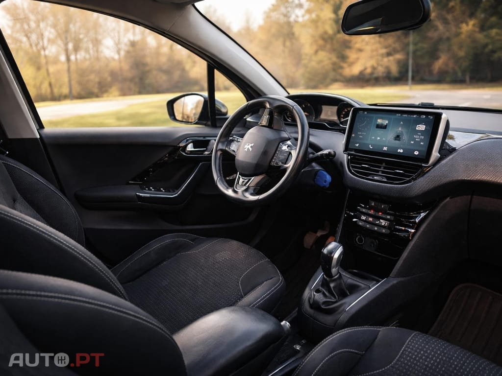 Peugeot 208 Blue-HDi 100 Stop&Start Allure