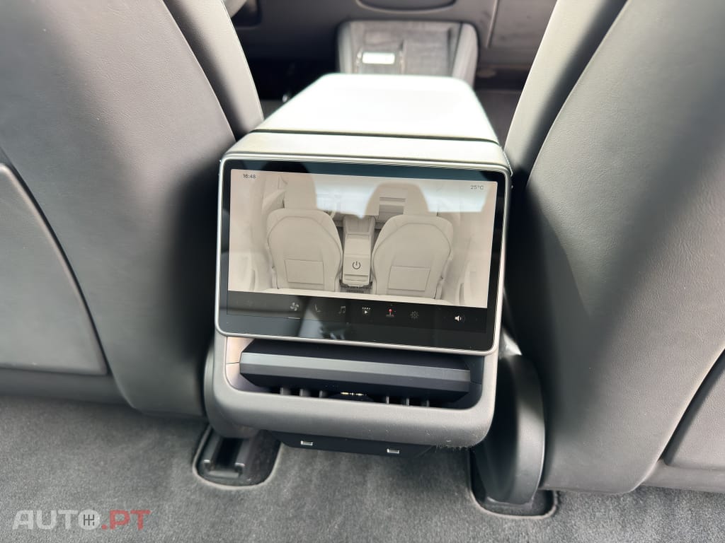Tesla Model 3 Long Range Tração Integral