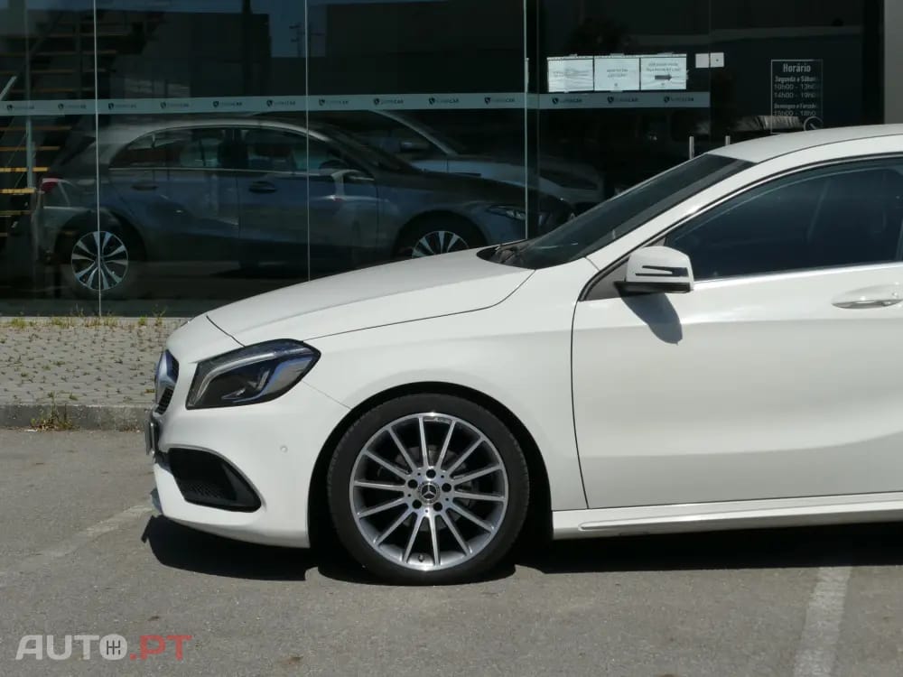Mercedes-Benz A 180 d AMG Line