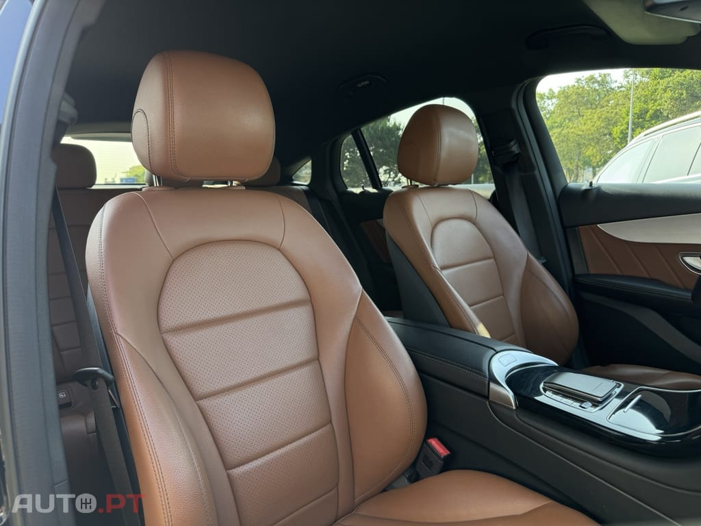 Mercedes-Benz GLC 300 de Coupé 4Matic