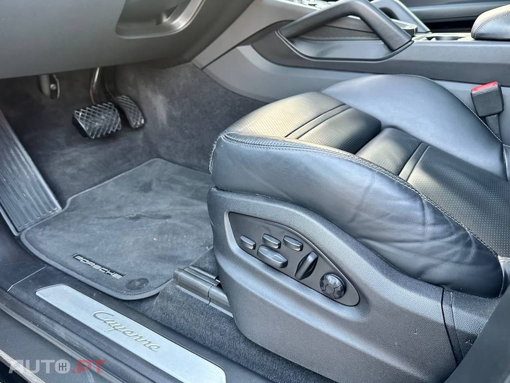 Porsche Cayenne E-Hybrid Platinum Edition