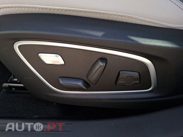 Renault Espace 1.2 E-Tech full hybrid 200cv iconic