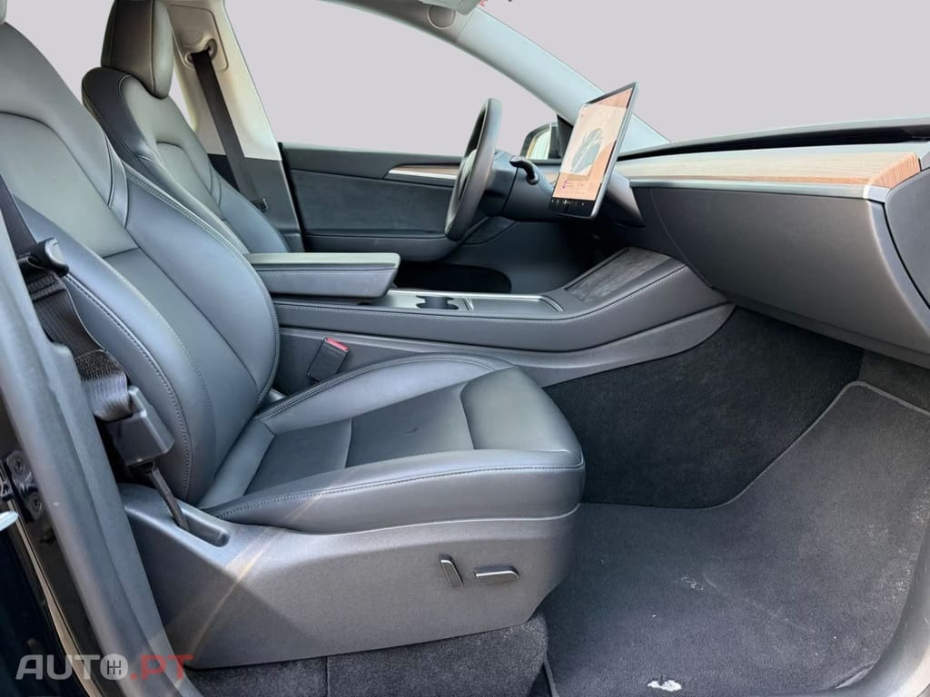 Tesla Model Y Performance AWD 75 kWh 93% I.V.A DEDUTIVEL 
