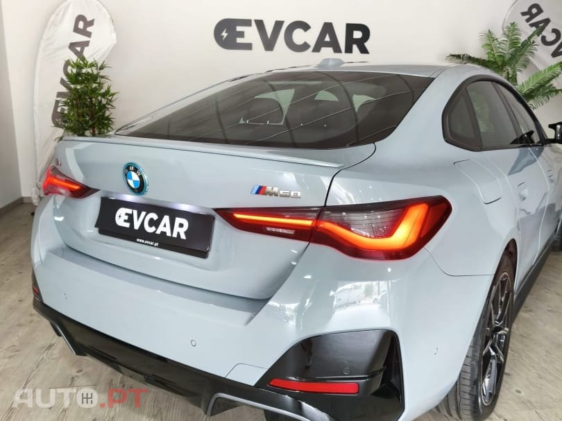BMW i4 M50