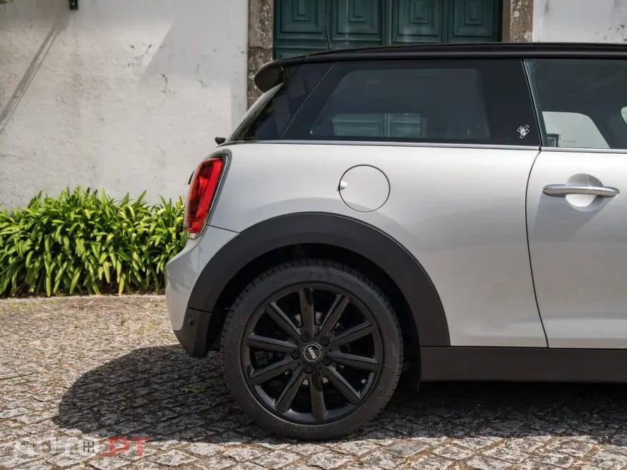 MINI Cooper Cooper Auto