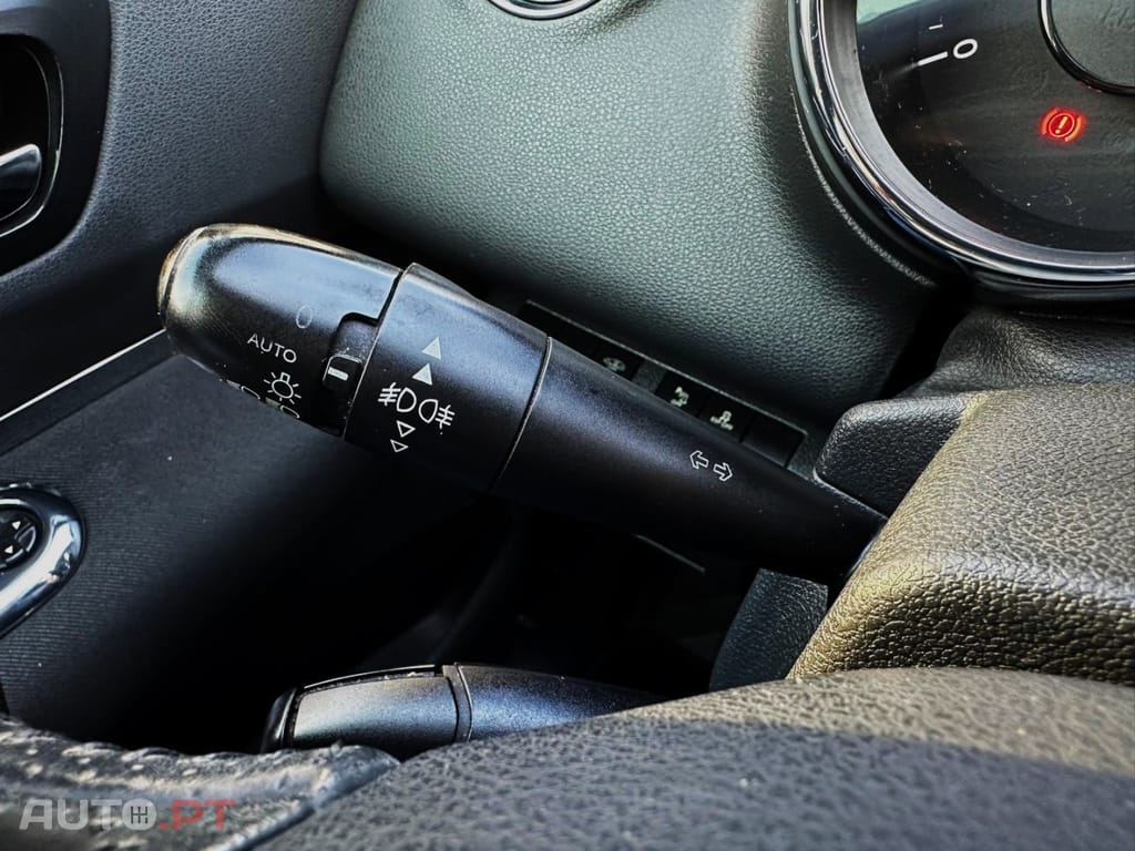 Peugeot 3008 1.6 HDi Sport JLL18