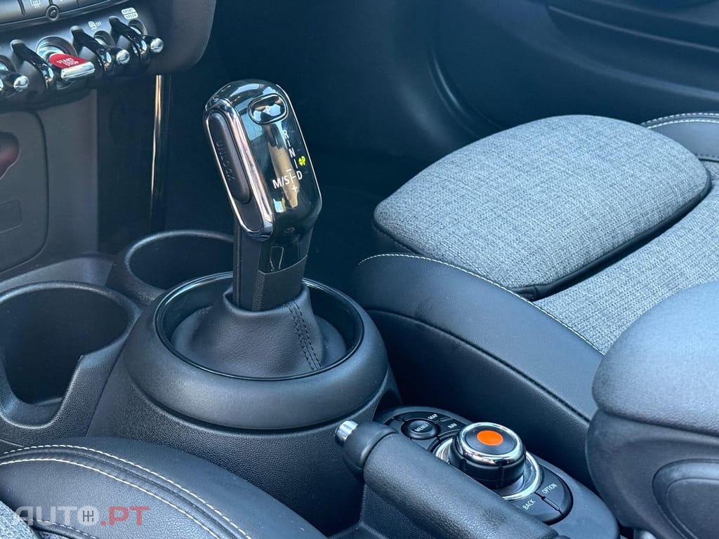 MINI Cooper LCI 3 Cilindros