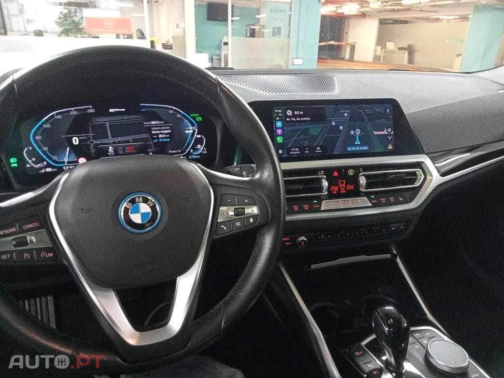 BMW 320 e Auto