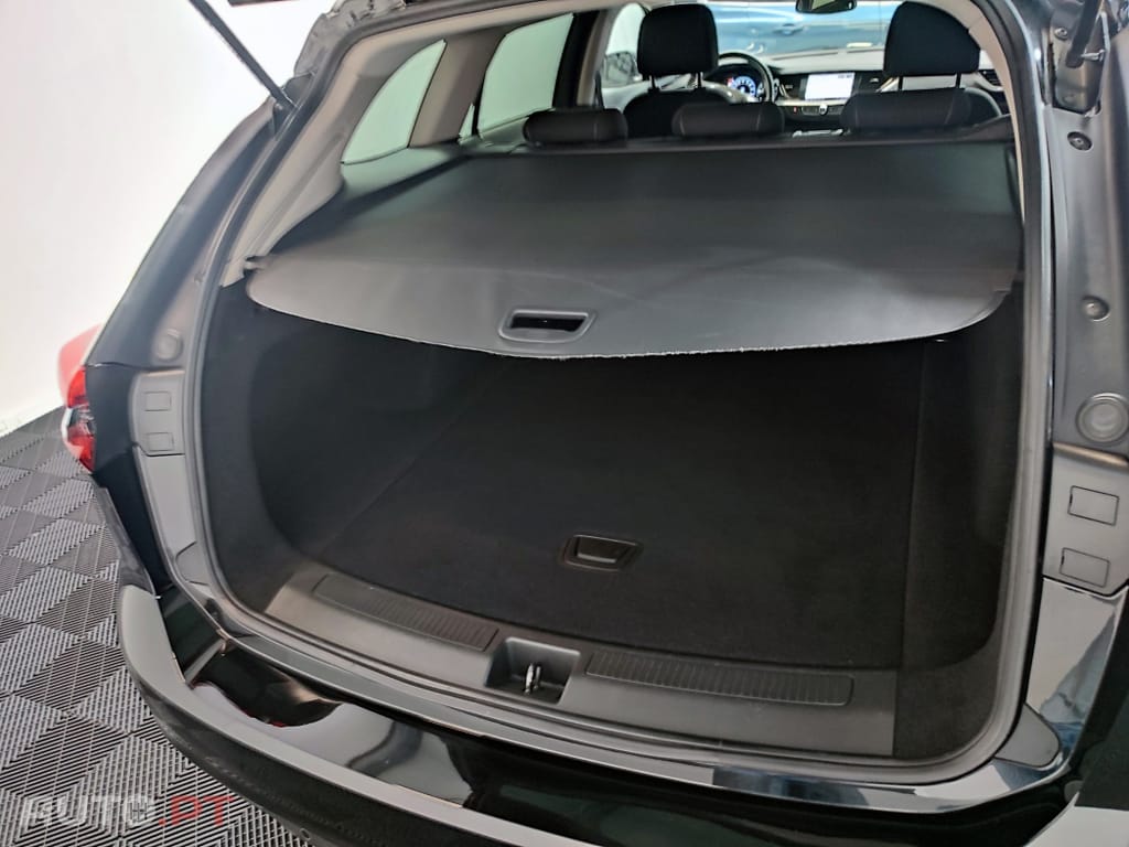Opel Insignia 1.6 CDTI BUSINESS