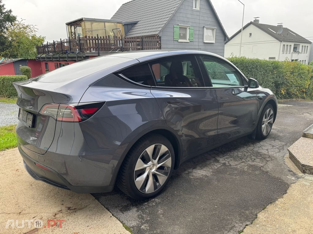 Tesla Model Y Tração Traseira