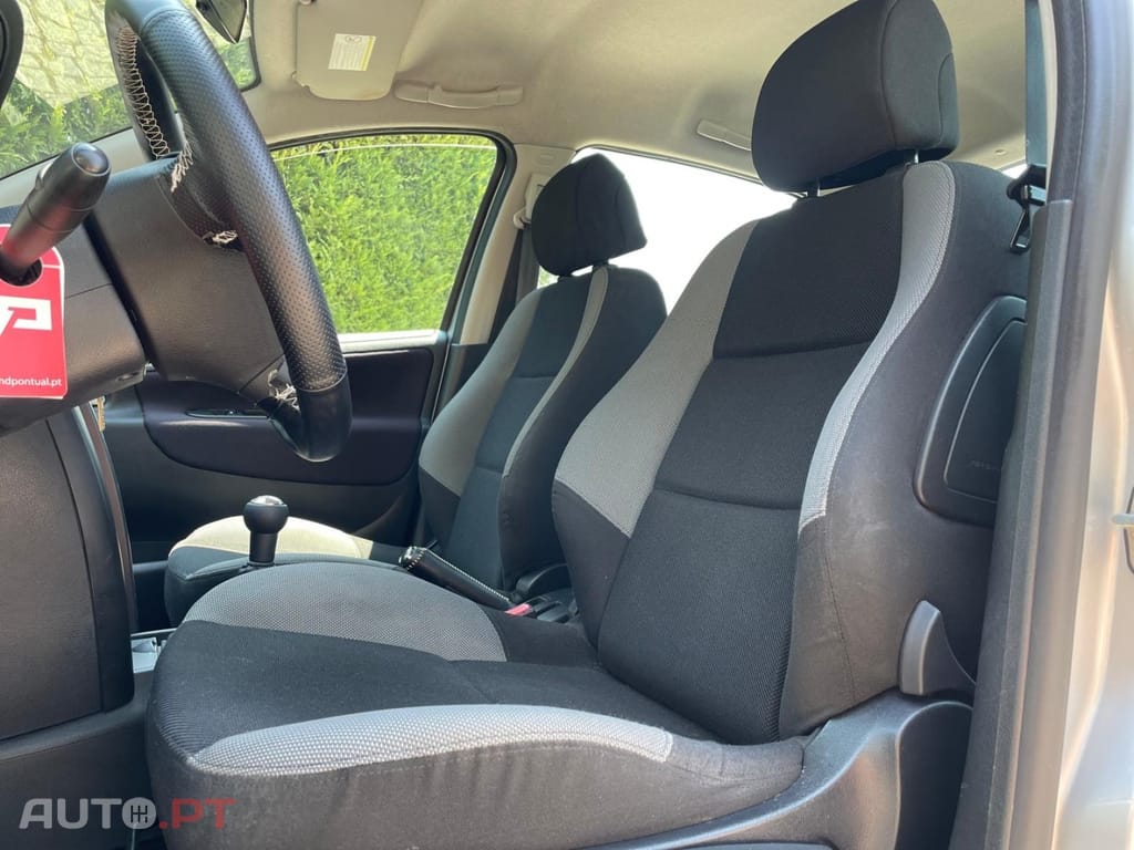 Peugeot 207 1.4 HDi Premium
