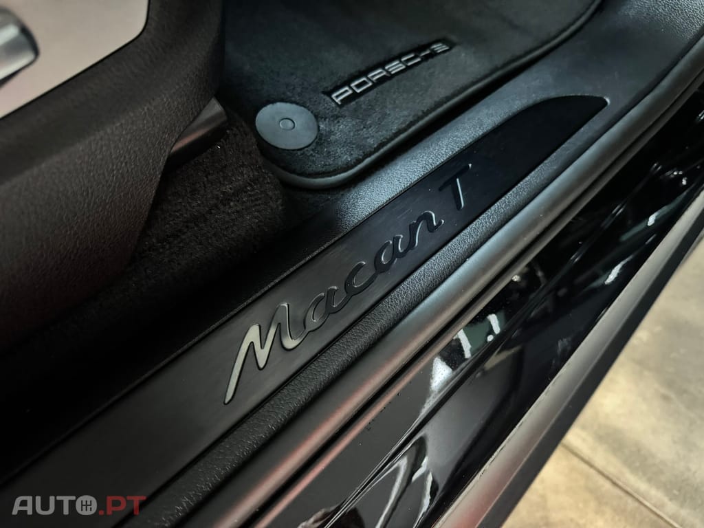 Porsche Macan T