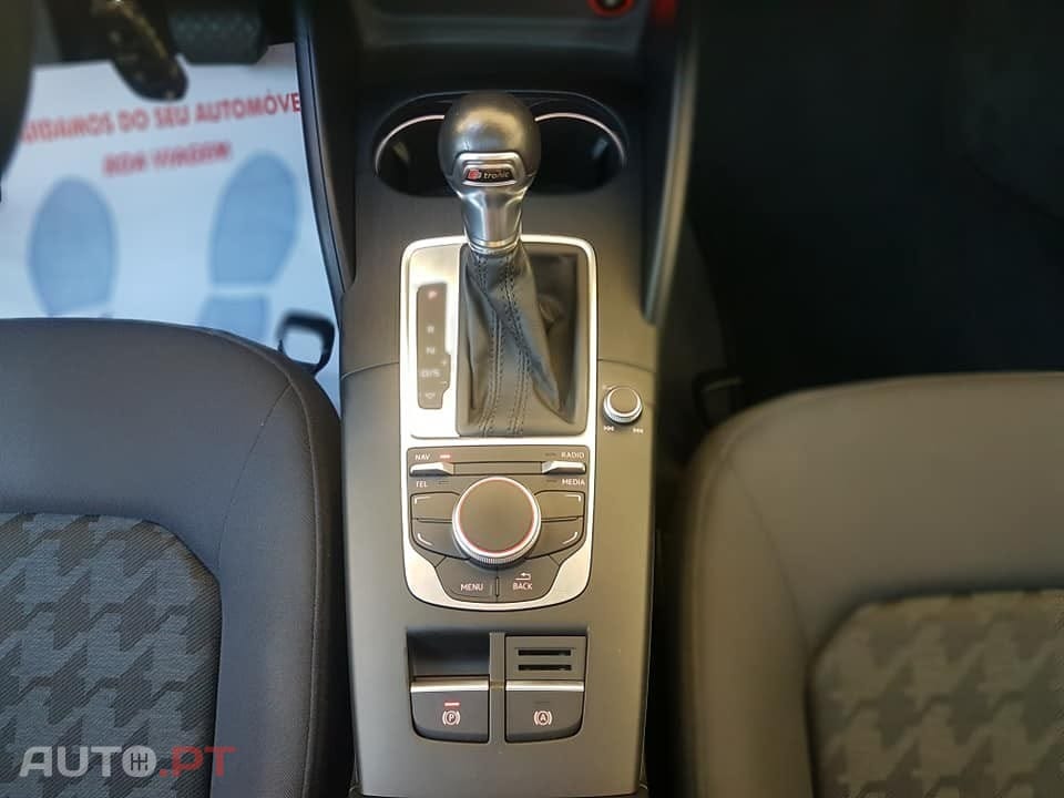 Audi A3 Sportback 2.0 TDI Advance S tronic 119g