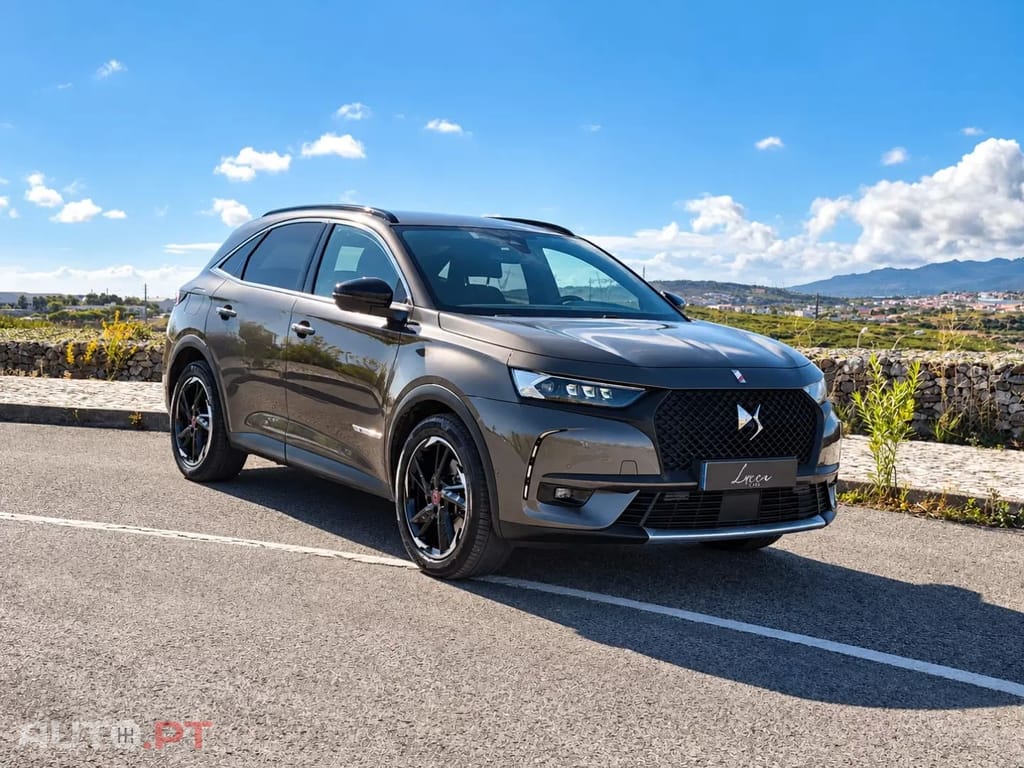 DS DS7 Crossback E-Tense Performance Line EAT8