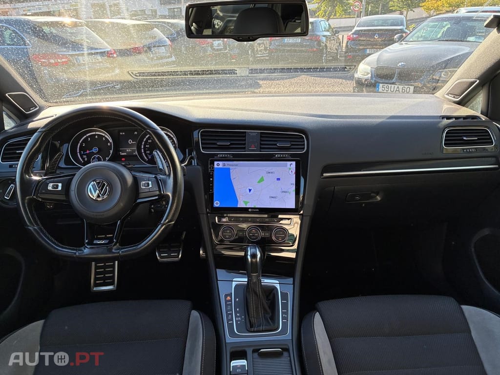 Volkswagen Golf 2.0 TSi R DSG