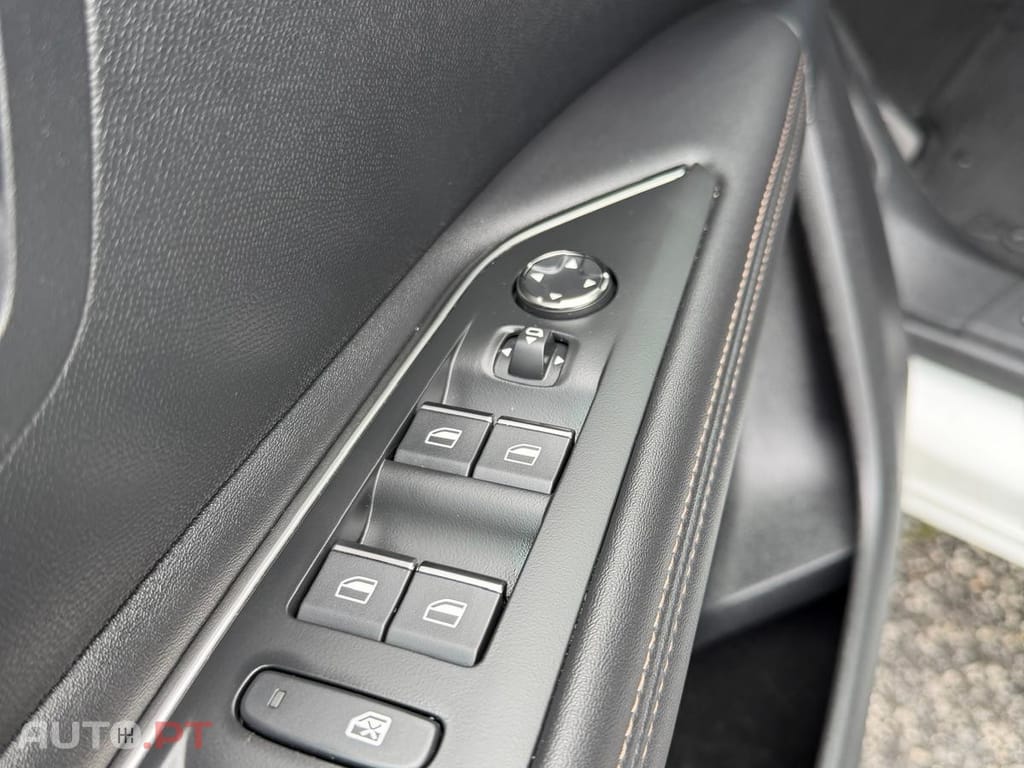 Peugeot 3008 1.6 Hybrid GT e-EAT8