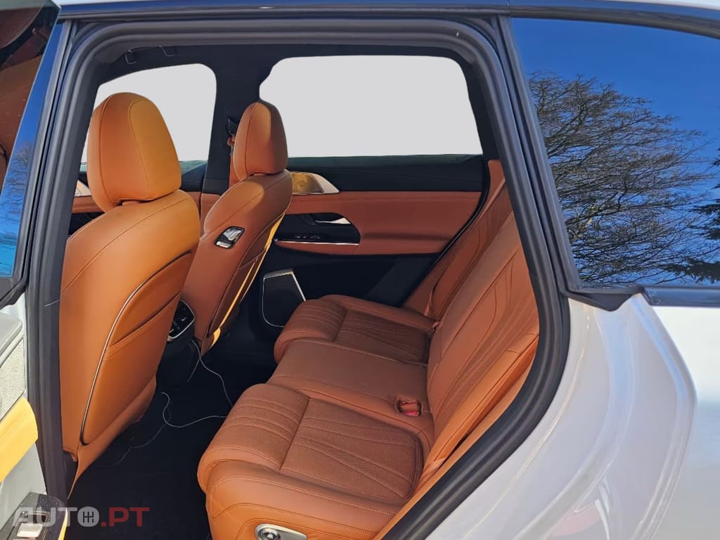 XPeng G9 AWD Performance I.V.A DEDUTIVEL 