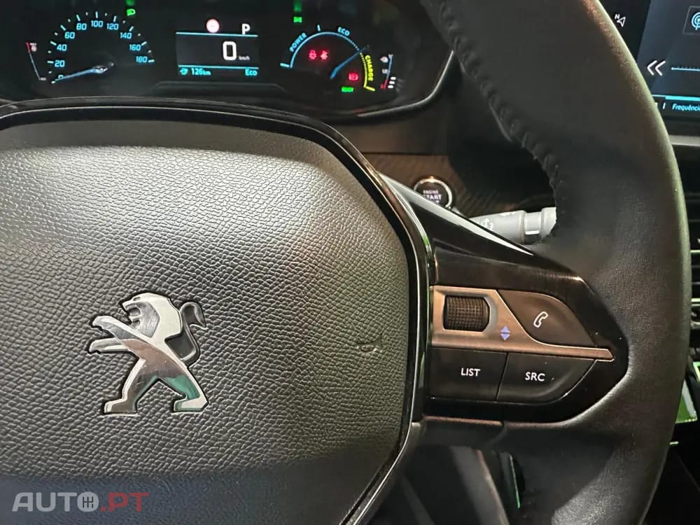 Peugeot E-208 50 kWh Style