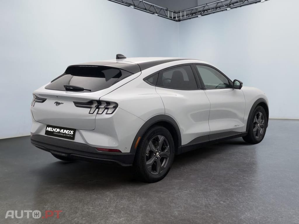 Ford Mustang Mach-E Standard Range