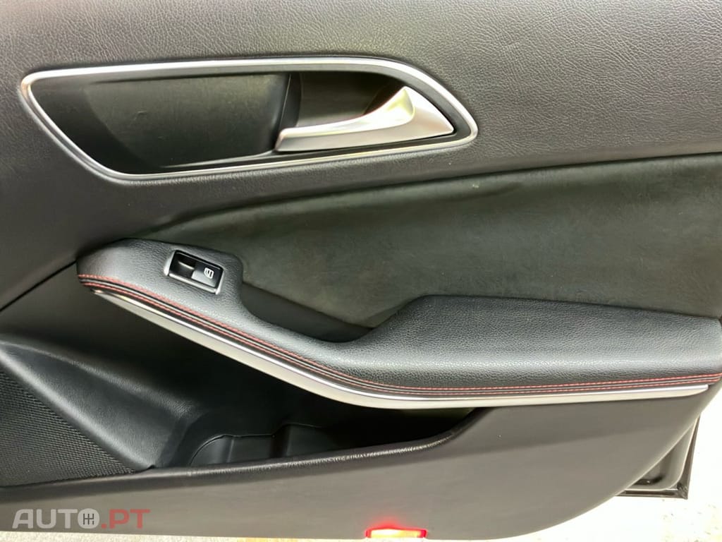 Mercedes-Benz A 45 AMG 4-MATIC