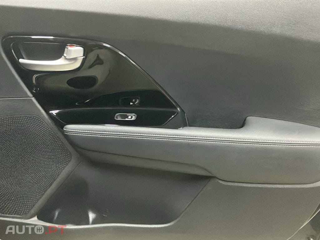 Kia Niro 1.6 GDi HEV EX