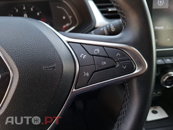 Renault Captur 1.0 TCe 90 techno — fotografia 17