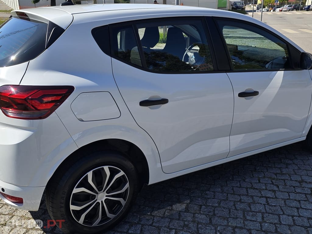 Dacia Sandero 1.0 SCe Essential