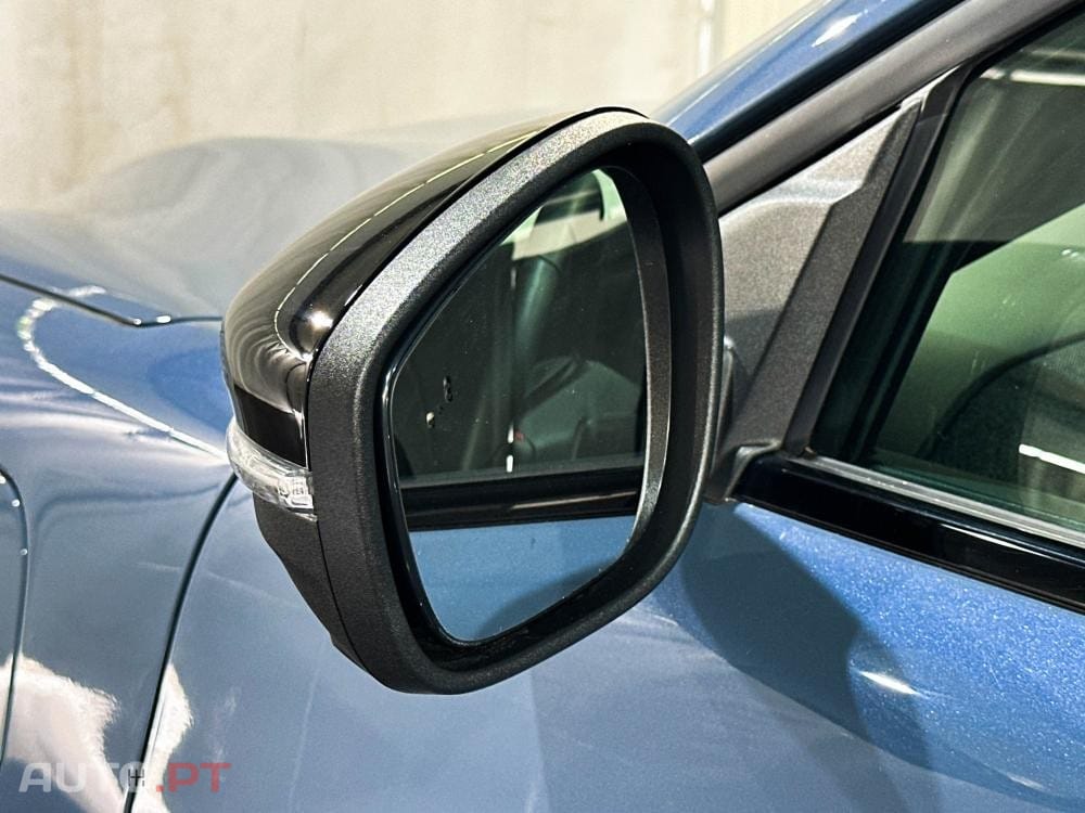 Ford Mustang Mach-E AWD PREMIUM
