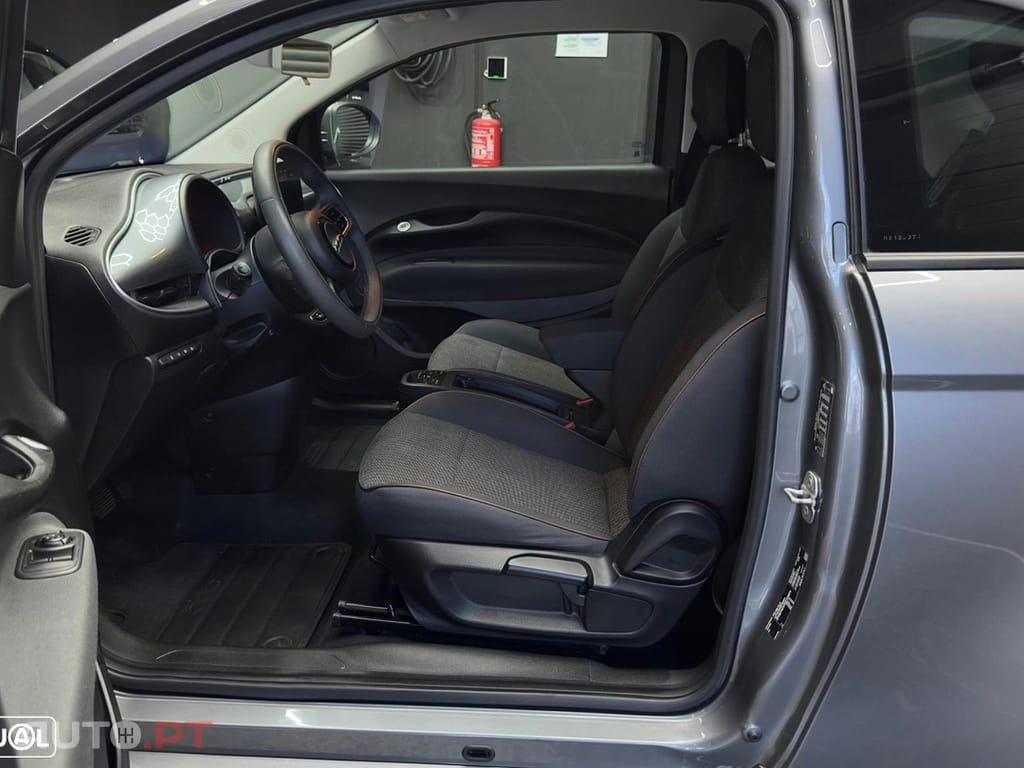 Fiat 500e 42 kWh Icon