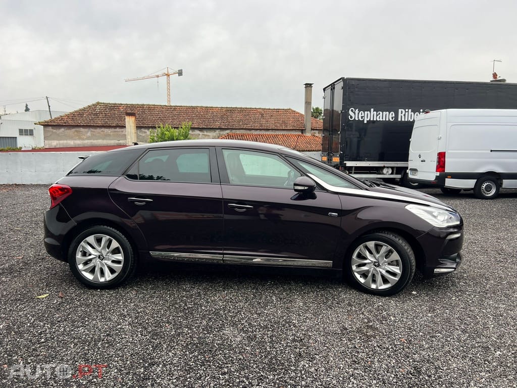 DS DS5 2.0 Hybrid4 Sport Chic