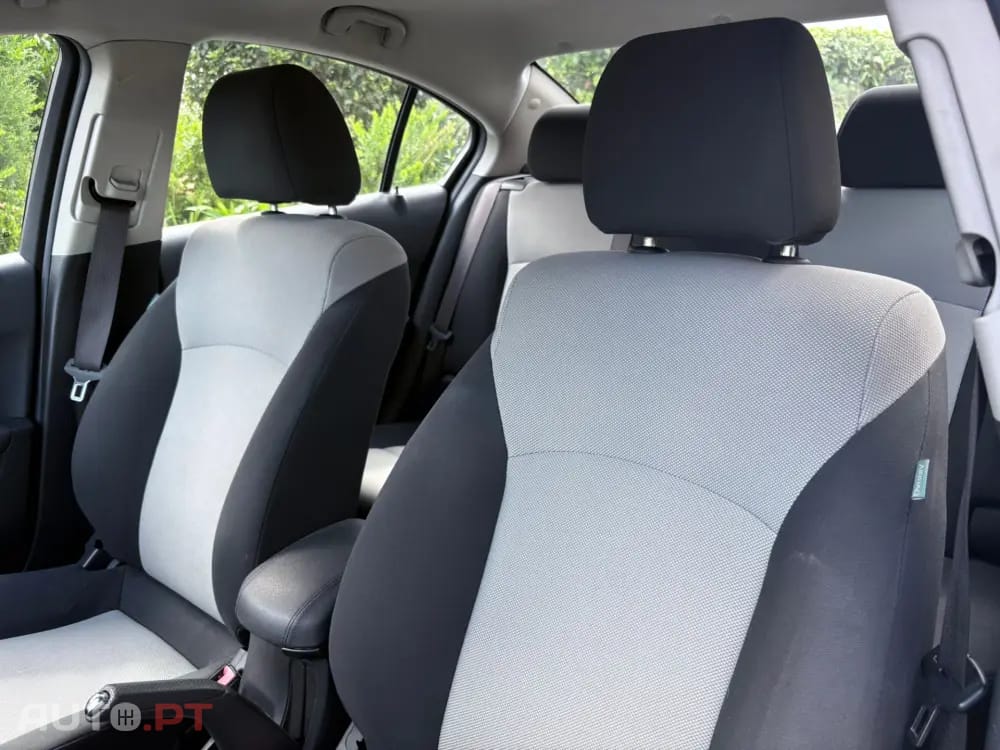 Chevrolet Cruze 1.6 LS