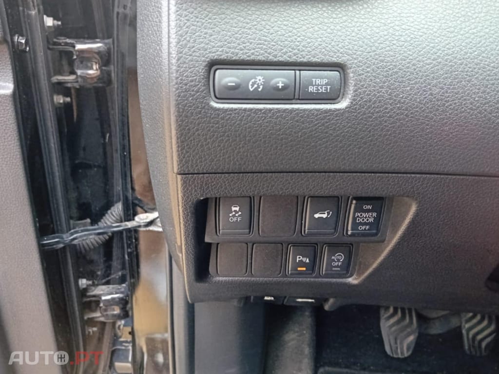 Nissan X-Trail 1.6Dci 130cv 6vel  360º Nacional ,7lugares