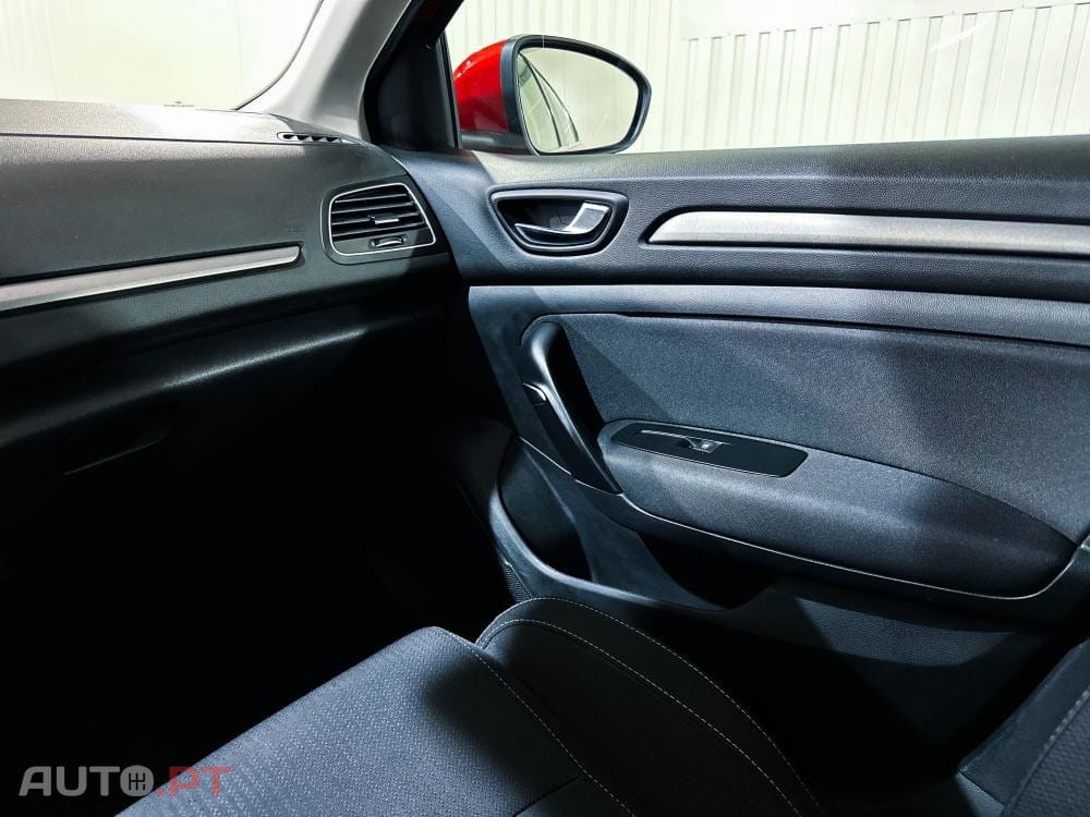 Renault Mégane ST Hybrid